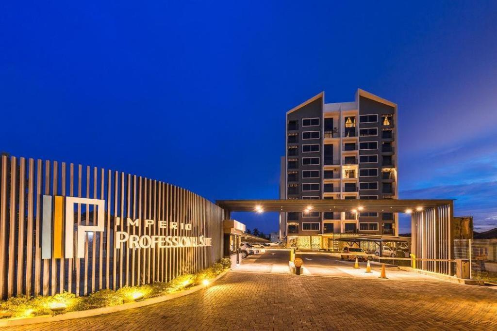 Imperio Professional Suites @ Fd Homestay Άλορ Σταρ Εξωτερικό φωτογραφία
