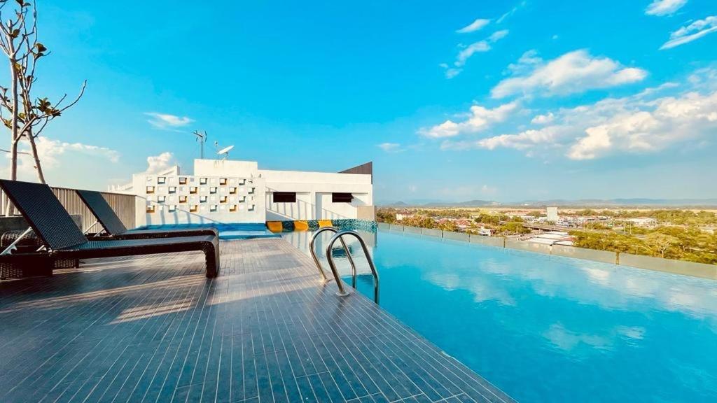 Imperio Professional Suites @ Fd Homestay Άλορ Σταρ Εξωτερικό φωτογραφία